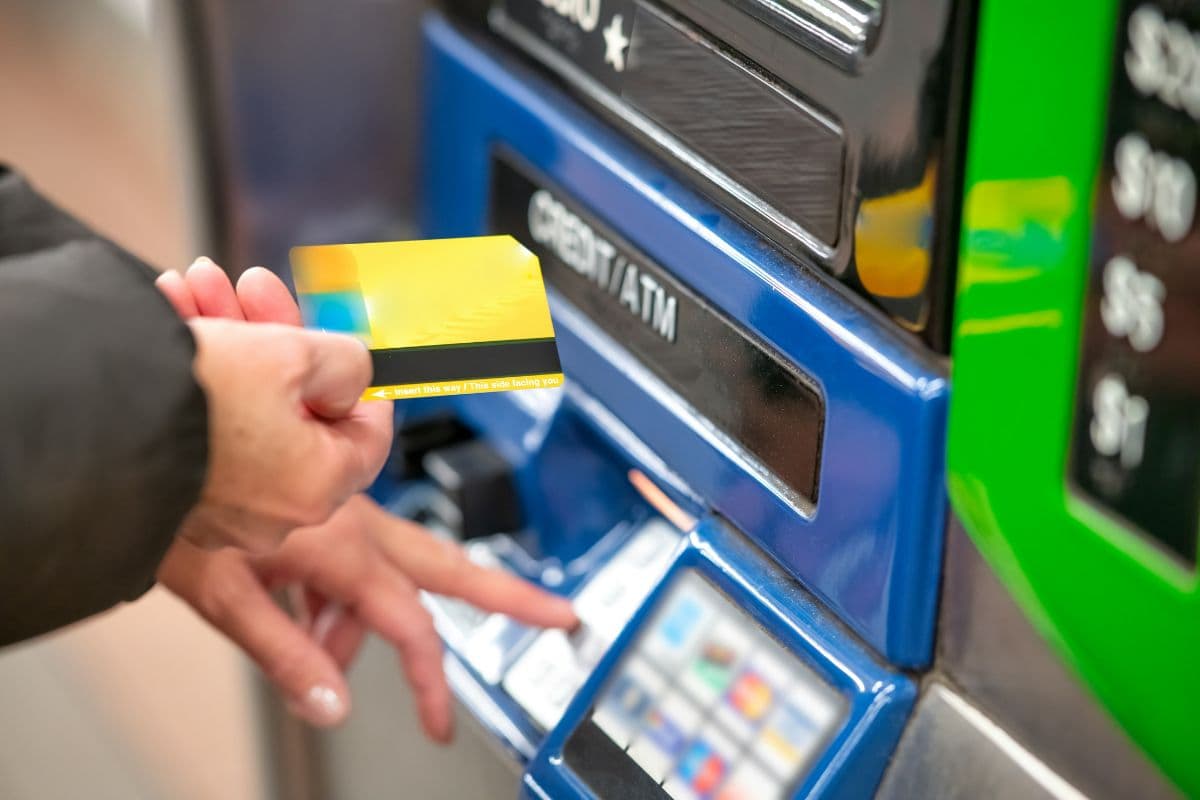 What Is EBT? (Simple SNAP & Benefits Guide for 2026)