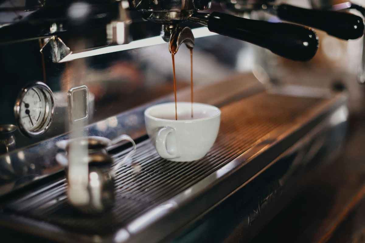 How to Descale Espresso Machine: Breville, DeLonghi & Other Brands