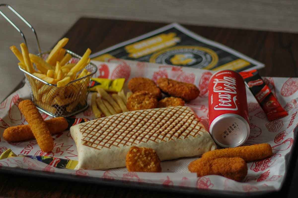 Fast Food Breakfast Near Me: 10 Best Places for a Quick Morning Meal