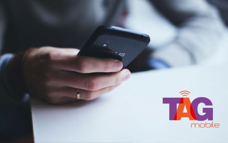 tag mobile phones