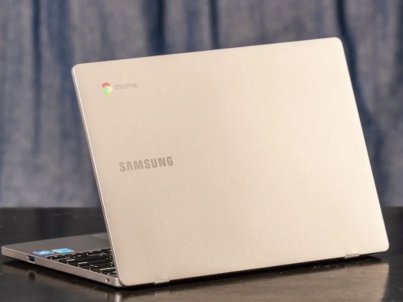 chromebook free tablet or laptop for students