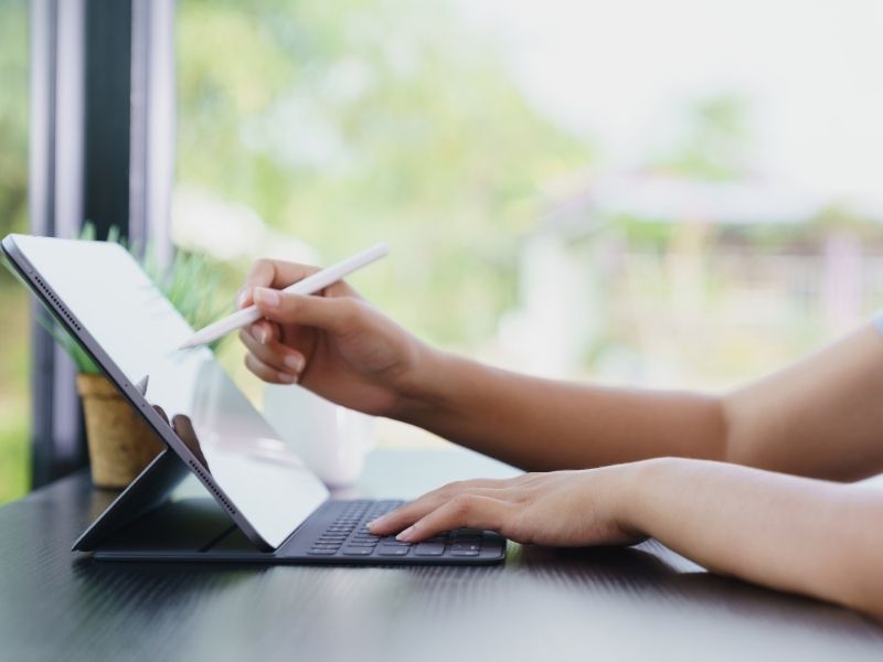 free ipad for college students
