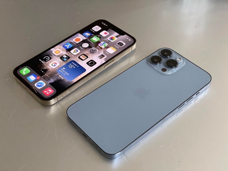 government free iphone 13 pro max