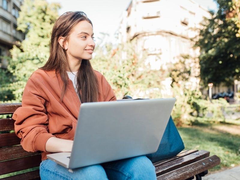 Who can give me a free laptop? tag mobile