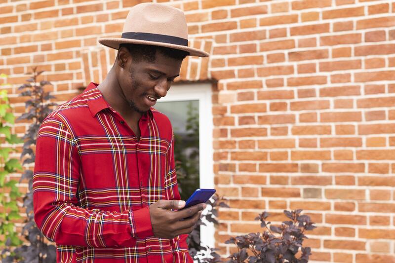 cell phone plans with free phones lifeline