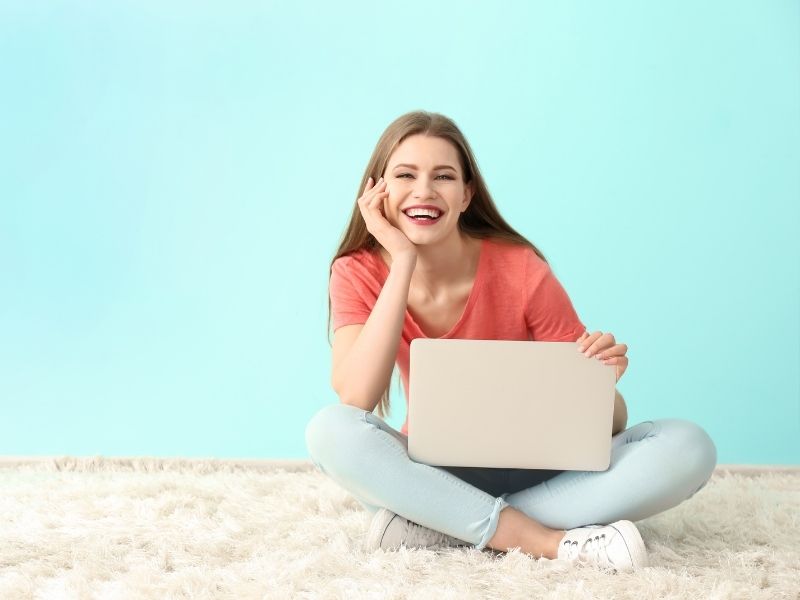 Who is giving away free laptops?