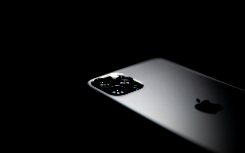 free-iphone-12-when-you-switch–tag-mobile