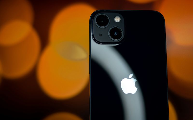 free-iphone-13-when-you-switch-featured 1