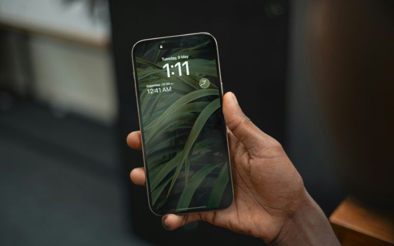 free iphone 14 pro max 1