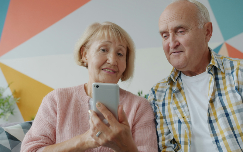 what-is-the-best-free-government-phone-program-tag