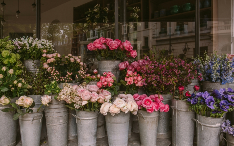 gift-for-mother-in-law-flower-arragement