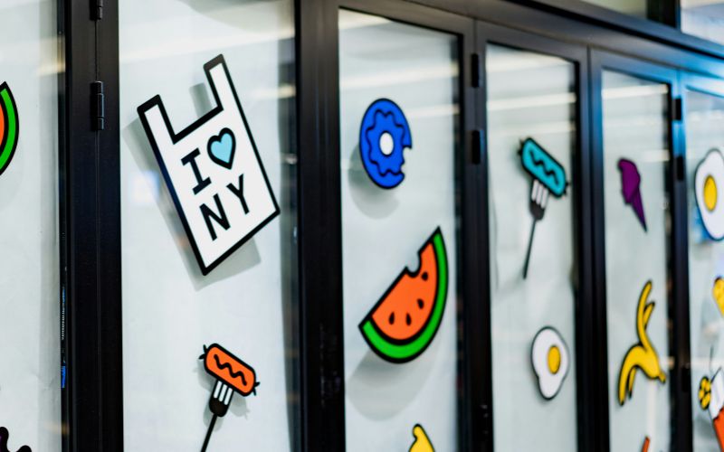 how-to-remove-stickers-from-glass-1