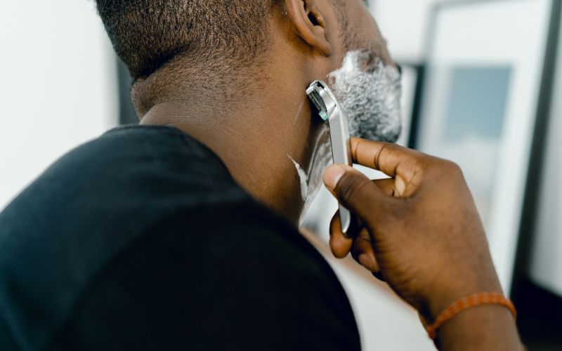how-to-trim-a-beard-like-a-barber