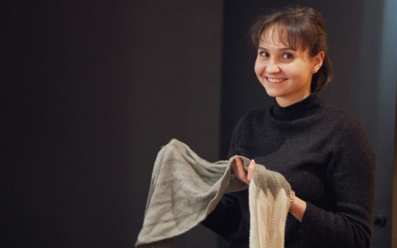 how-to-wash-cashmere-step-by-step