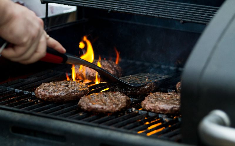 how-long-to-grill-burgers-what-changes