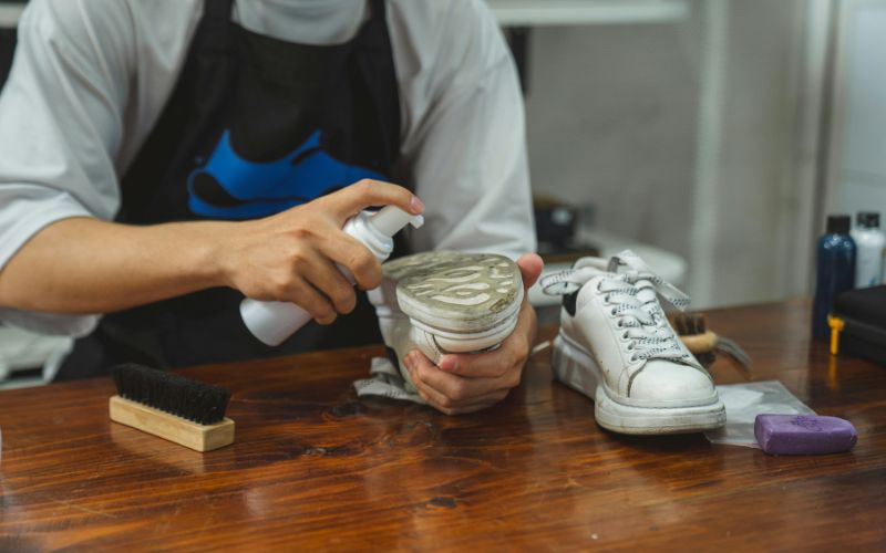 how-to-polish-shoes-2