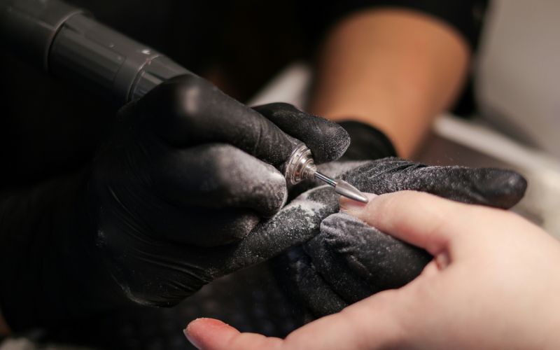 how-to-remove-gel-nail-polish-common-mistakes