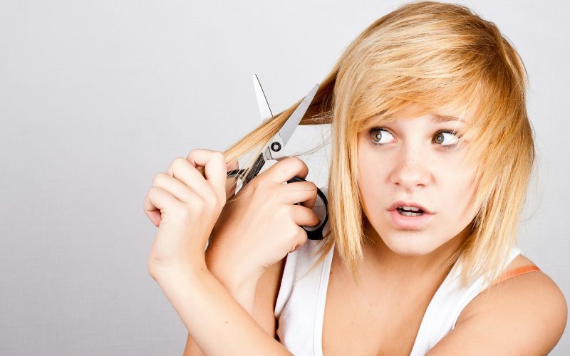 how-to-remove-gum-from-hair-common-mistakes