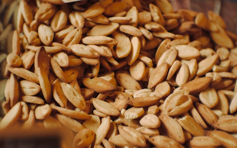 how-to-toast-nuts-pine-nuts