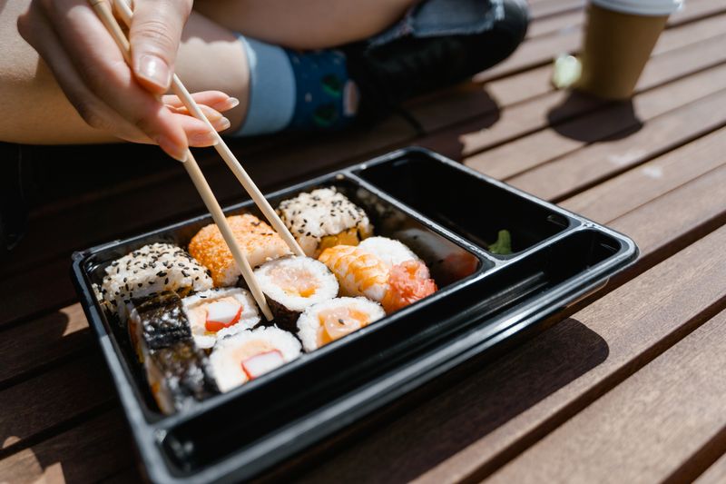 takeout-restaurants-near-me