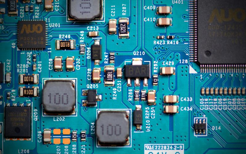 what-is-a-motherboard-what-insides