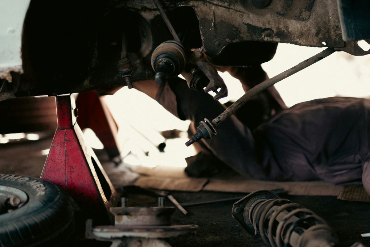 Free Car Repair for Low-Income Families: Programs and Local Help to Check