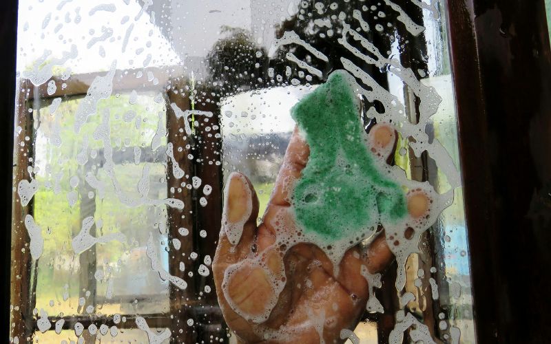 how-to-clean-shower-glass-three-methods