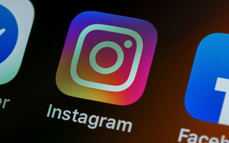 how-to-know-if-someone-screenshots-your-instagram-story-1