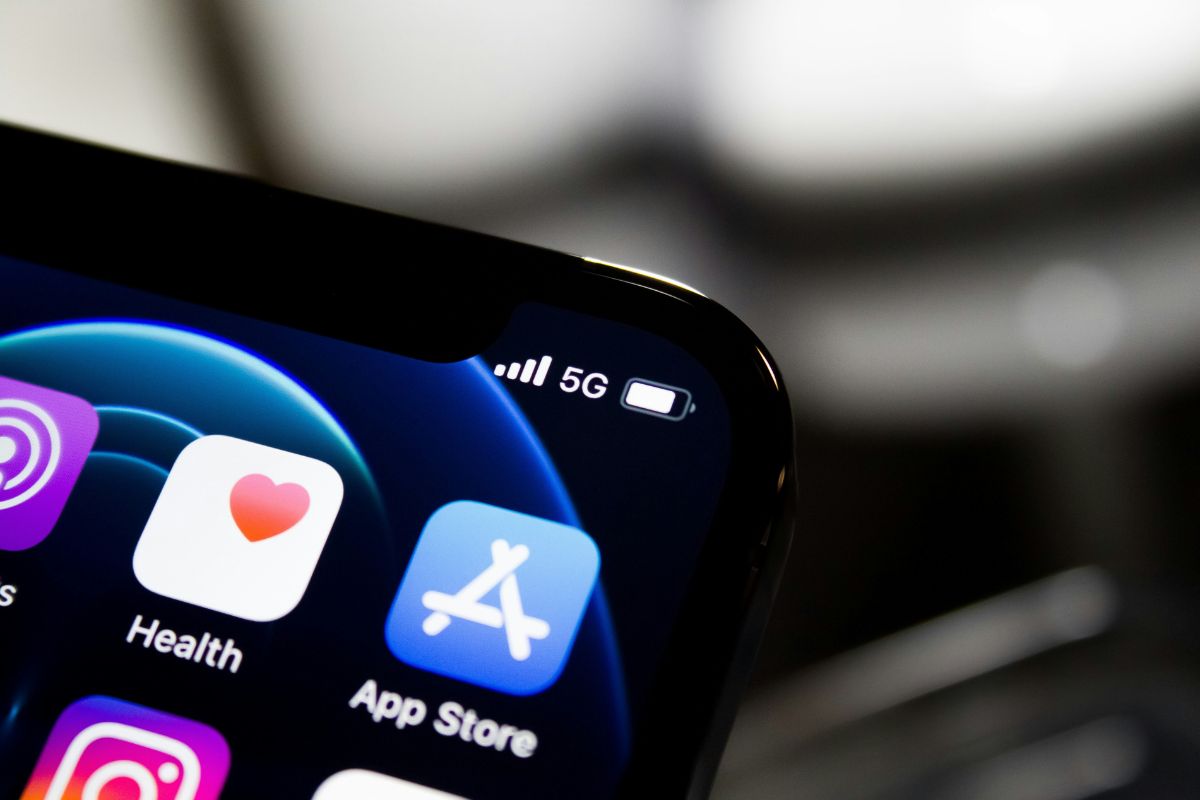 How to Use Hotspot on iPhone for Laptop, PC, and Other Devices