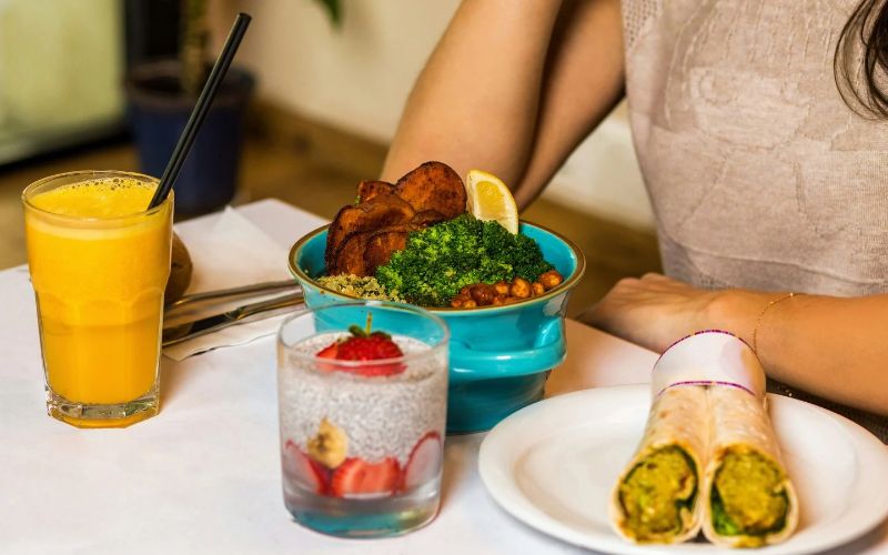 healthy-fast-food-options-myths